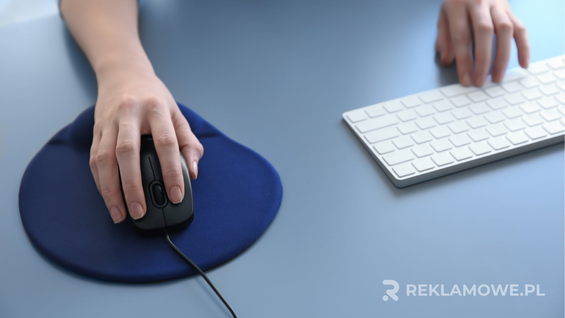 Ekologiczne podkładki reklamowe na biurku