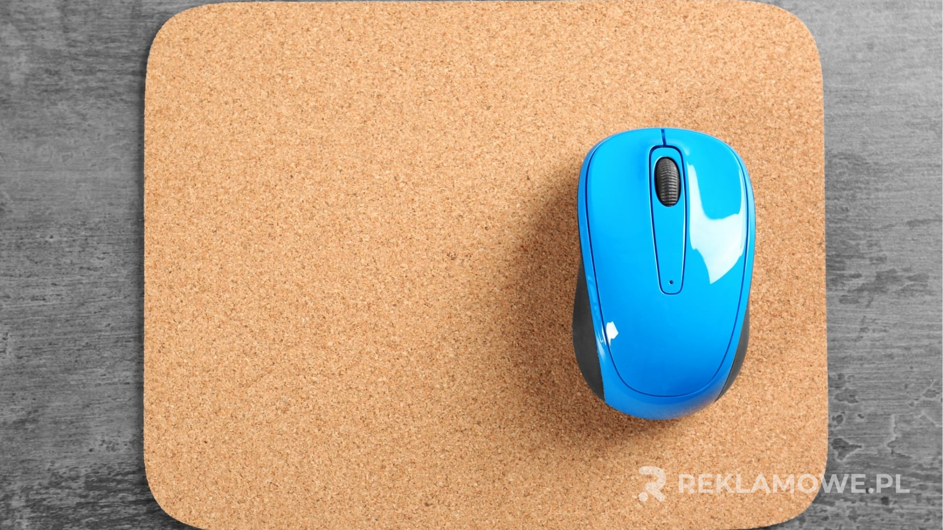 Nowoczesne maszyny drukarskie produkujące podkładki reklamowe